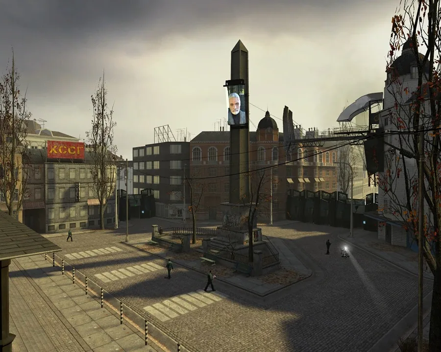The City 17 train station plaza, the opening area of d1_trainstation_01 where a run's first jumps happen.