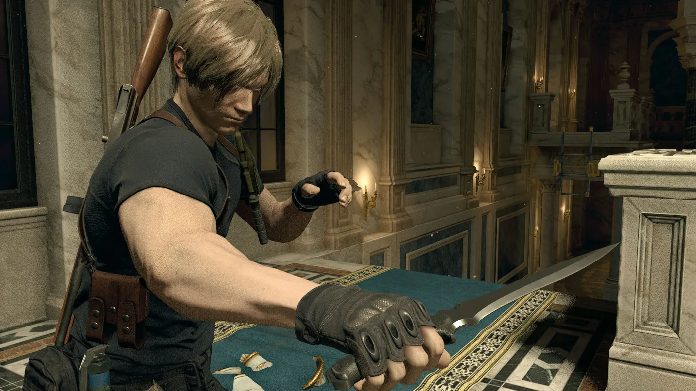 Leon wielding the Fighting Knife in the Resident Evil 4 remake, the blade taken from Jack Krauser in Chapter 14.
