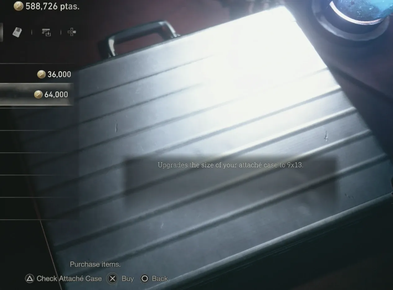 The attaché case grid upgraded to 9x13 in the Resident Evil 4 remake, showing 117 slots of inventory space.